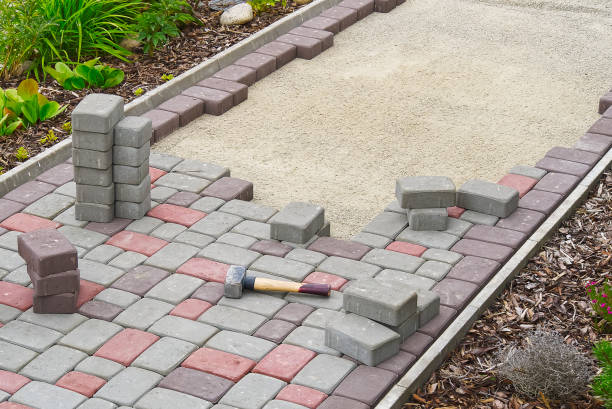Best Local Driveway Pavers  in Lindenhurst, NY